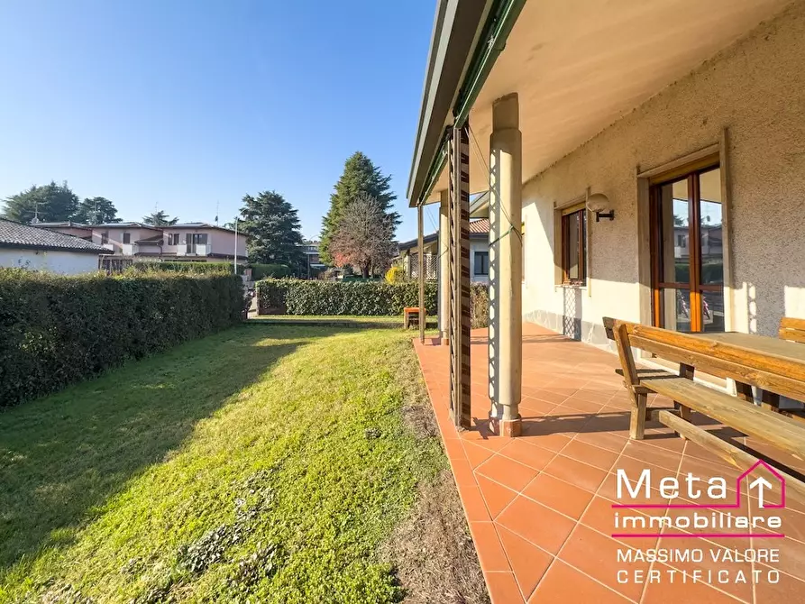 Immagine 6 di Villa in vendita  in Via C. Armellini 11 a Pantigliate