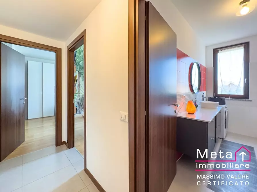 Immagine 3 di Appartamento in vendita  in via elena lucrezia cornaro piscopia 3 a San Donato Milanese