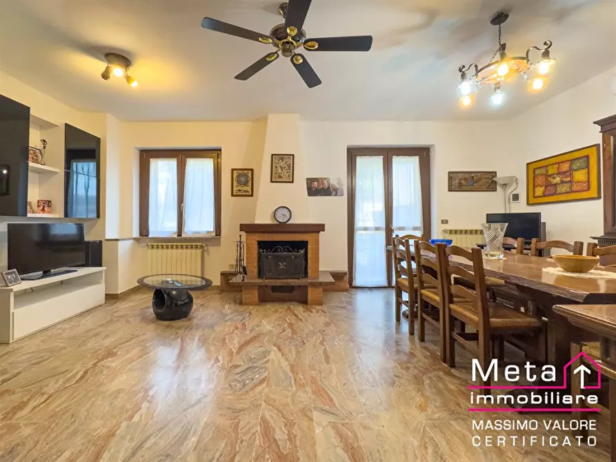 Immagine 1 di Villa in vendita  in via Lombardi a San Giuliano Milanese