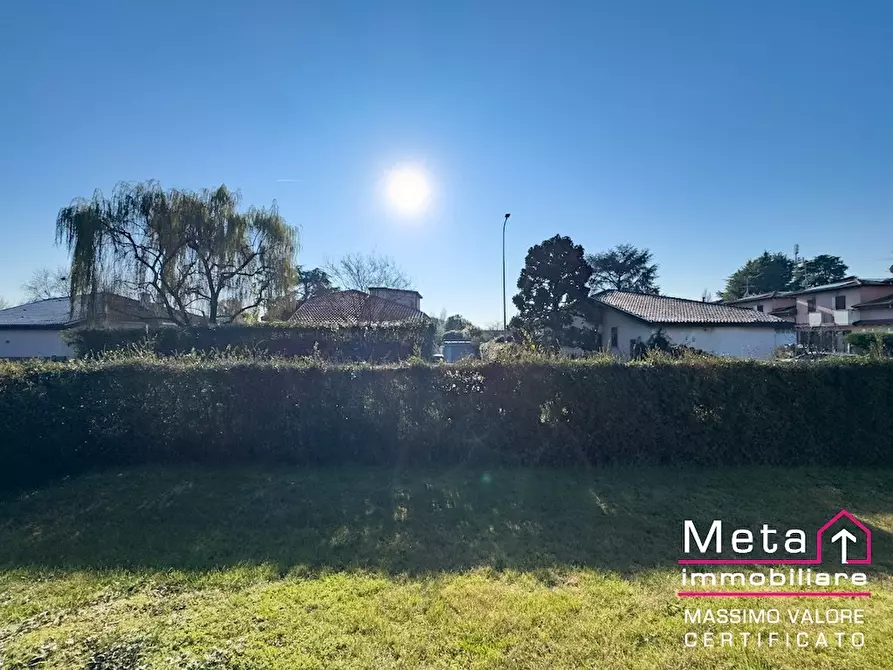 Immagine 4 di Villa in vendita  in Via C. Armellini 11 a Pantigliate