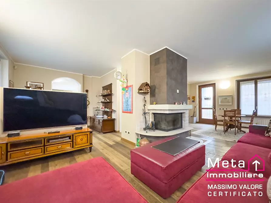 Immagine 6 di Villa in vendita  in Via XXV Aprile a Tribiano