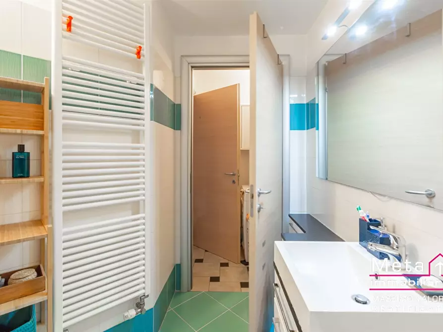 Immagine 6 di Appartamento in affitto  in via Quaranta 40 a Milano