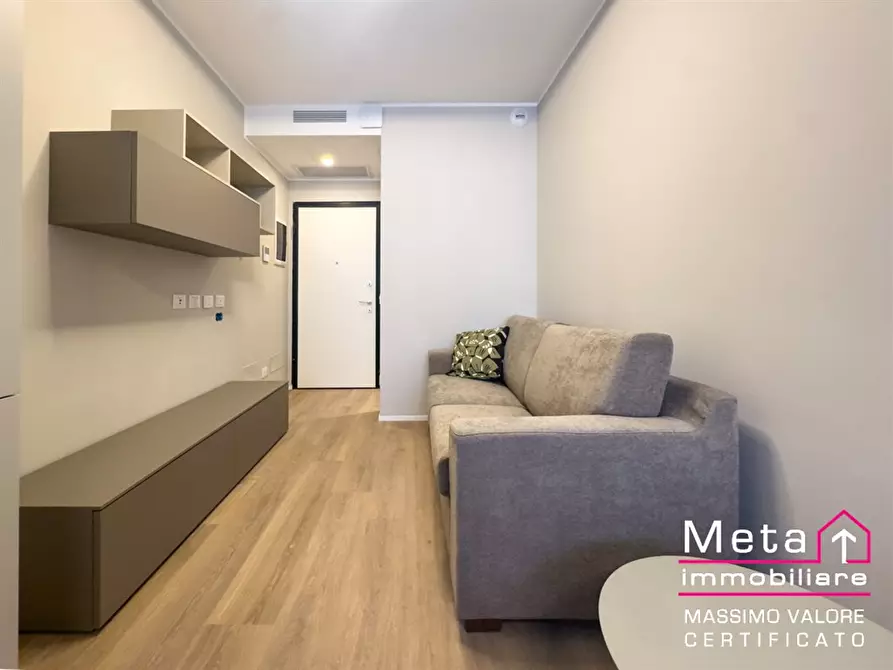 Immagine 1 di Appartamento in affitto  in Via Muzio Attendolo detto Sforza 11 a Milano