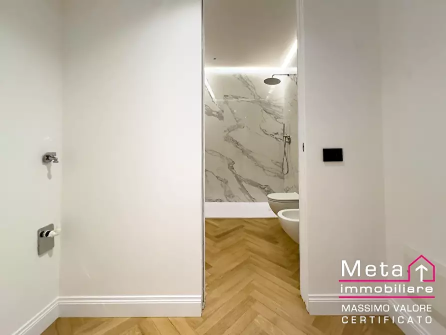 Immagine 7 di Appartamento in vendita  in Via San Primo 8 a Milano