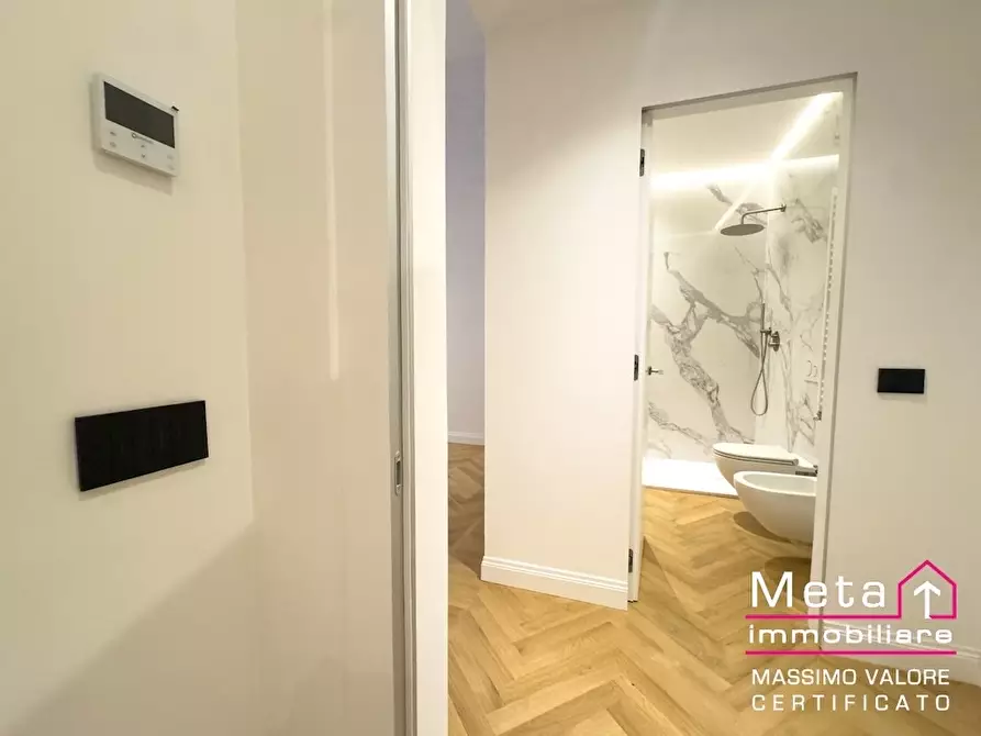 Immagine 2 di Appartamento in vendita  in Via San Primo 8 a Milano