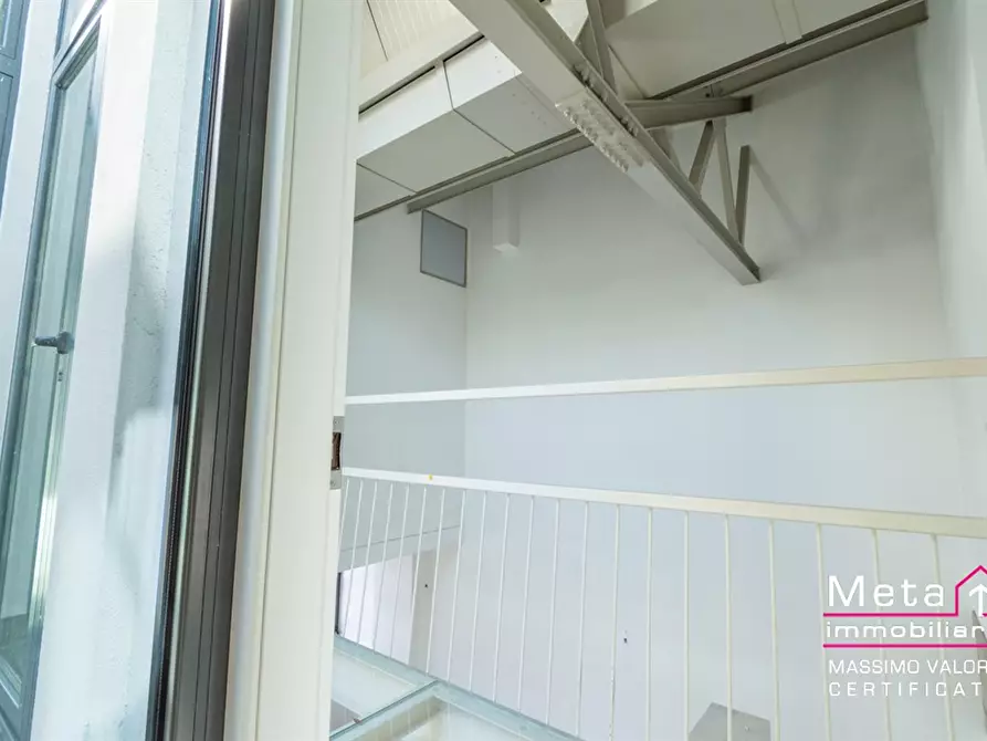 Immagine 2 di Laboratorio in vendita  in Via Mecenate 76 a Milano