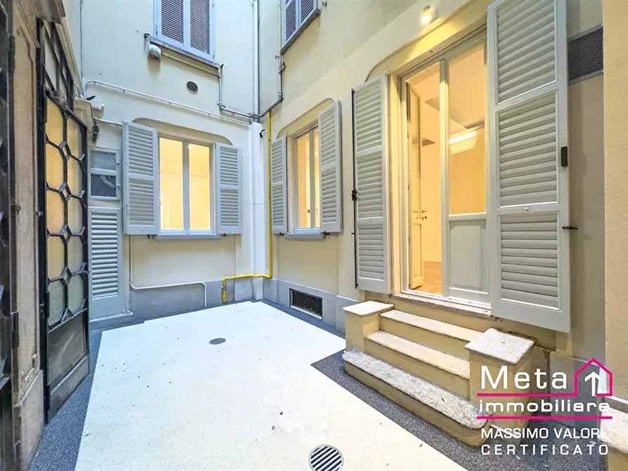 Immagine 6 di Appartamento in affitto  in Via San Primo 8 a Milano