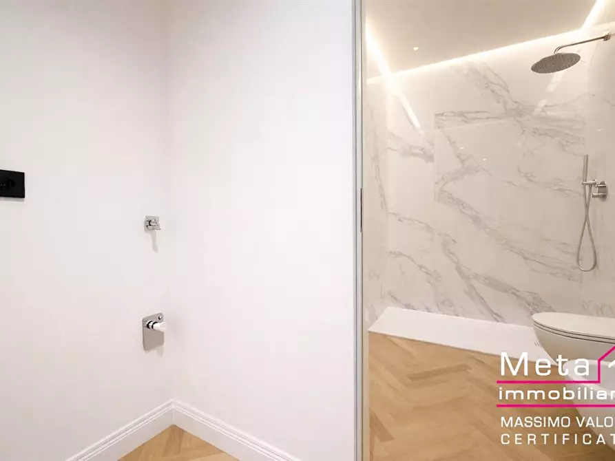 Immagine 9 di Appartamento in vendita  in Via San Primo 8 a Milano