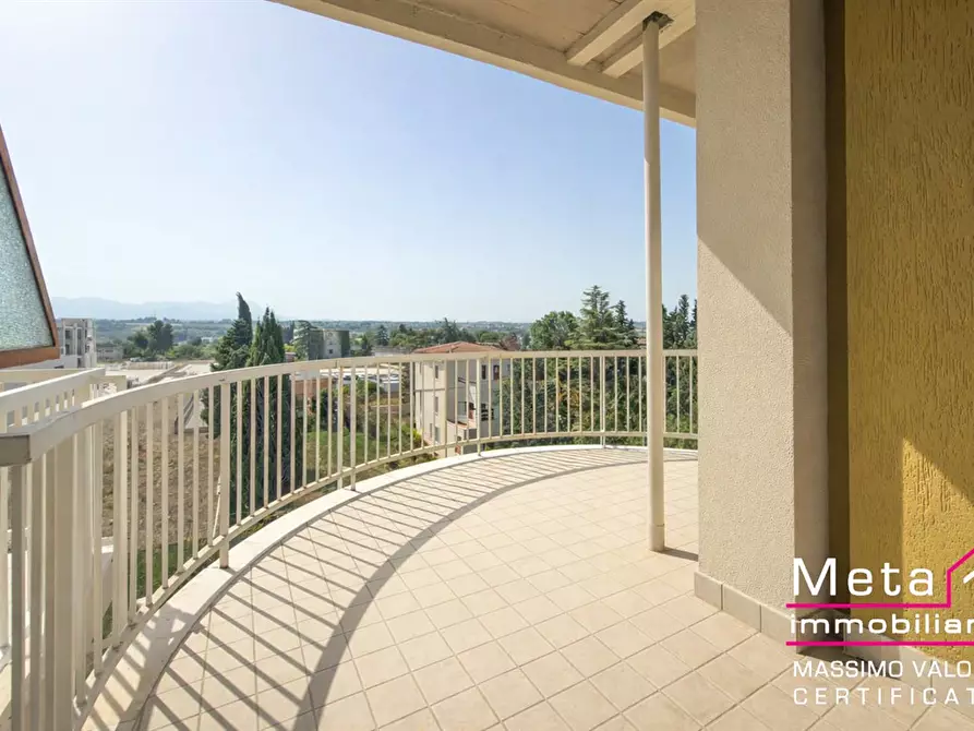 Immagine 6 di Appartamento in vendita  in Viale Benedetto Croce 665 a Chieti