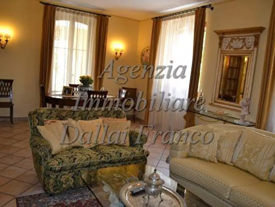 Immagine 8 di Villa in vendita  in Piazza Cavour a Barberino Di Mugello