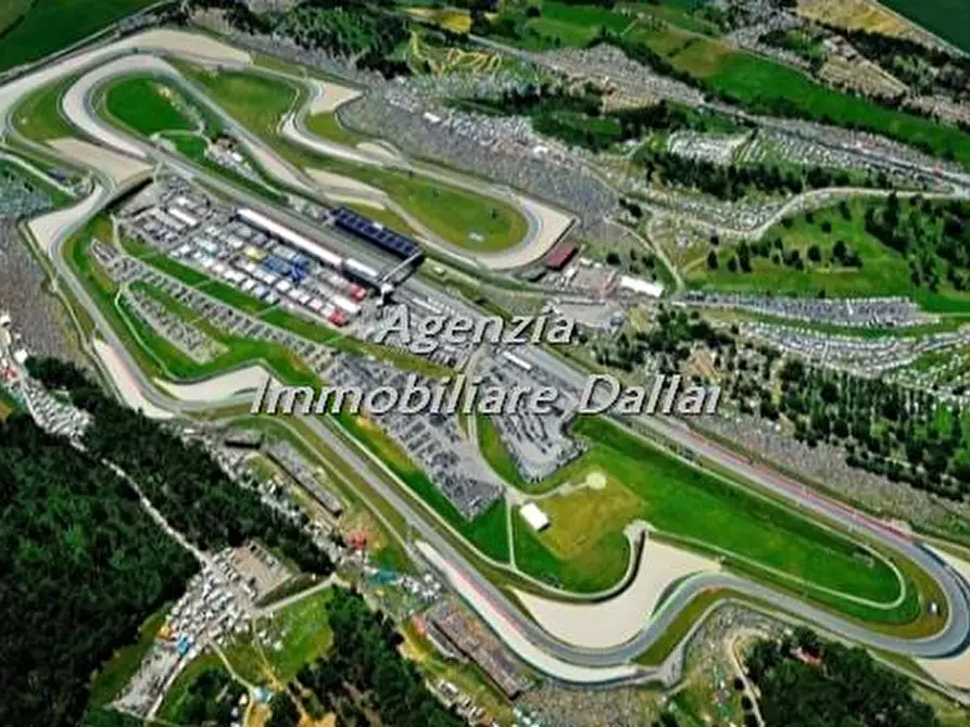 Immagine 6 di Rustico / casale in vendita  in Via Roma 29 a Scarperia E San Piero