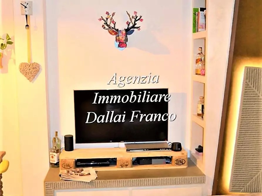 Immagine 8 di Appartamento in vendita  in Piazza Cavour a Barberino Di Mugello