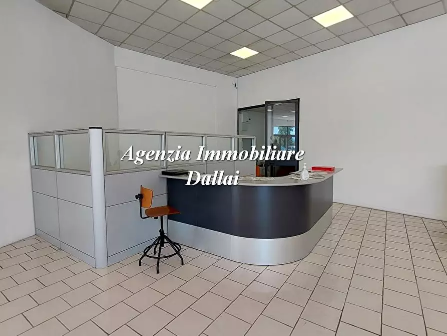 Immagine 5 di Locale commerciale in affitto  in SP 551 Traversa del Mugello a Borgo San Lorenzo