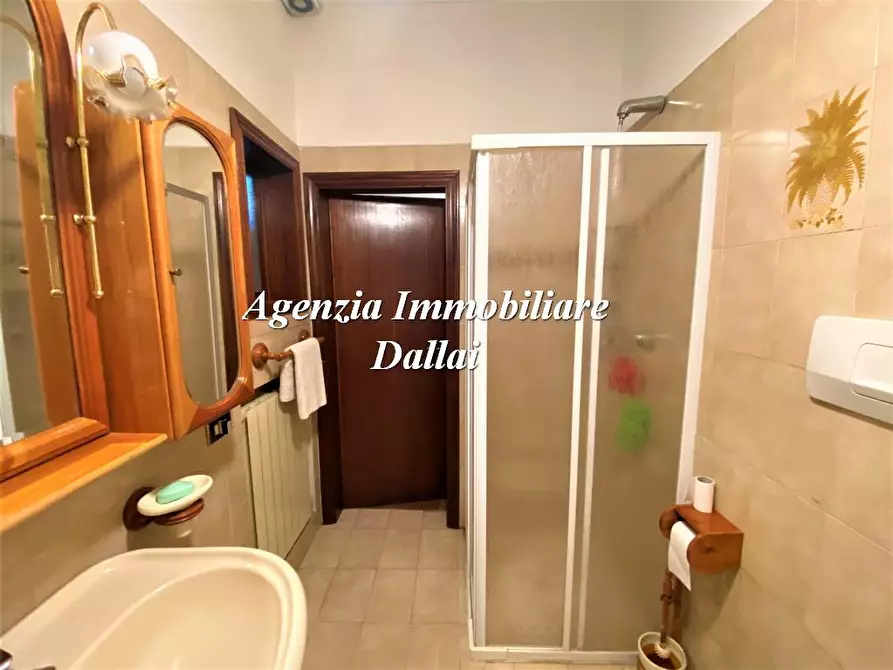 Immagine 4 di Villa in vendita  in Via Roma 29 a Scarperia E San Piero