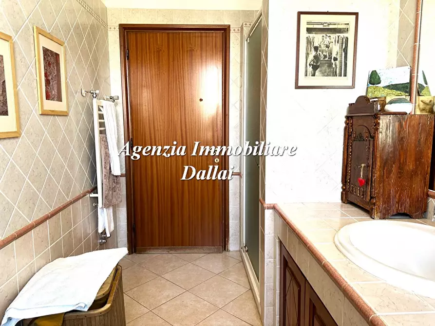 Immagine 7 di Appartamento in vendita  in Via Lippi a Scarperia E San Piero