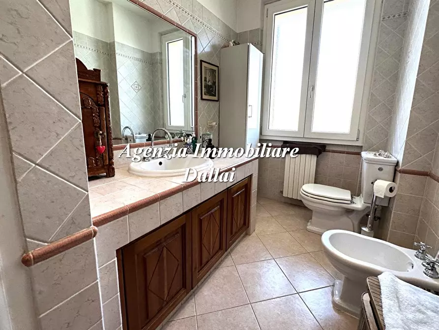 Immagine 8 di Appartamento in vendita  in Via Lippi a Scarperia E San Piero