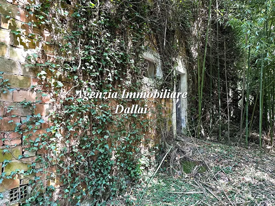 Immagine 2 di Rustico / casale in vendita  in Via Sagginalese a Borgo San Lorenzo