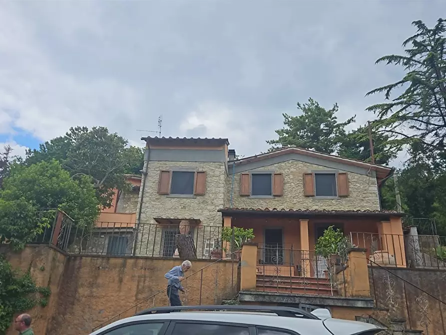 Immagine 2 di Casa indipendente in vendita  in Via di Lumena a Scarperia E San Piero