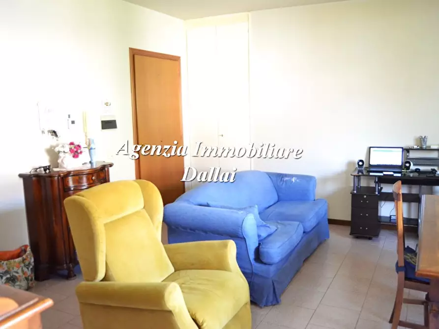 Immagine 6 di Appartamento in vendita  in Via Leonardo da Vinci a Scarperia E San Piero