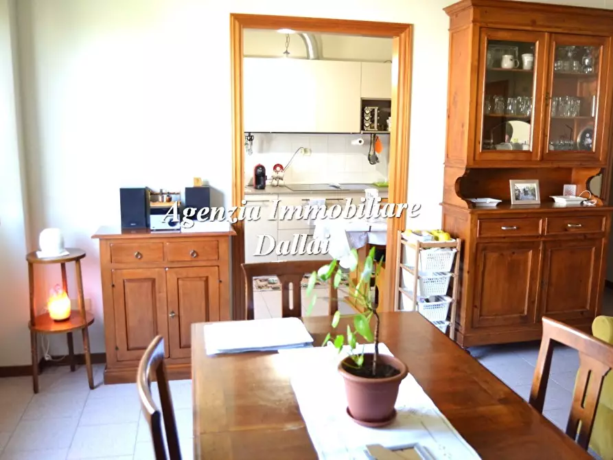 Immagine 9 di Appartamento in vendita  in Via Leonardo da Vinci a Scarperia E San Piero