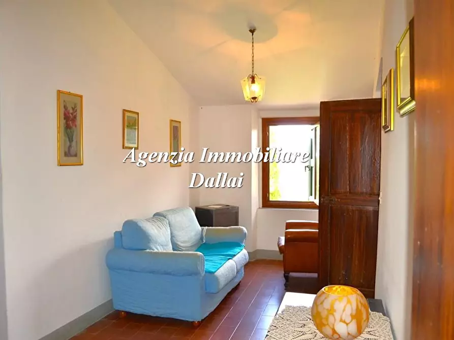 Immagine 5 di Rustico / casale in vendita  in Via di Montepoli a Scarperia E San Piero