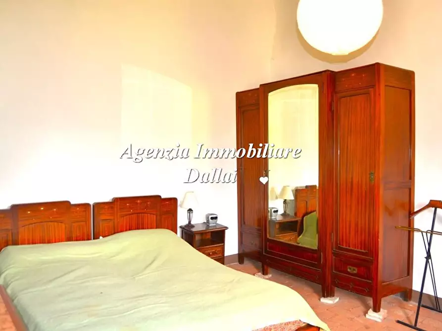 Immagine 8 di Rustico / casale in vendita  in Via di Montepoli a Scarperia E San Piero