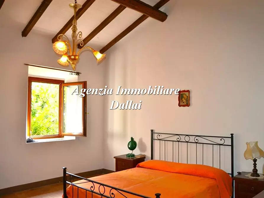 Immagine 3 di Rustico / casale in vendita  in Via di Montepoli a Scarperia E San Piero