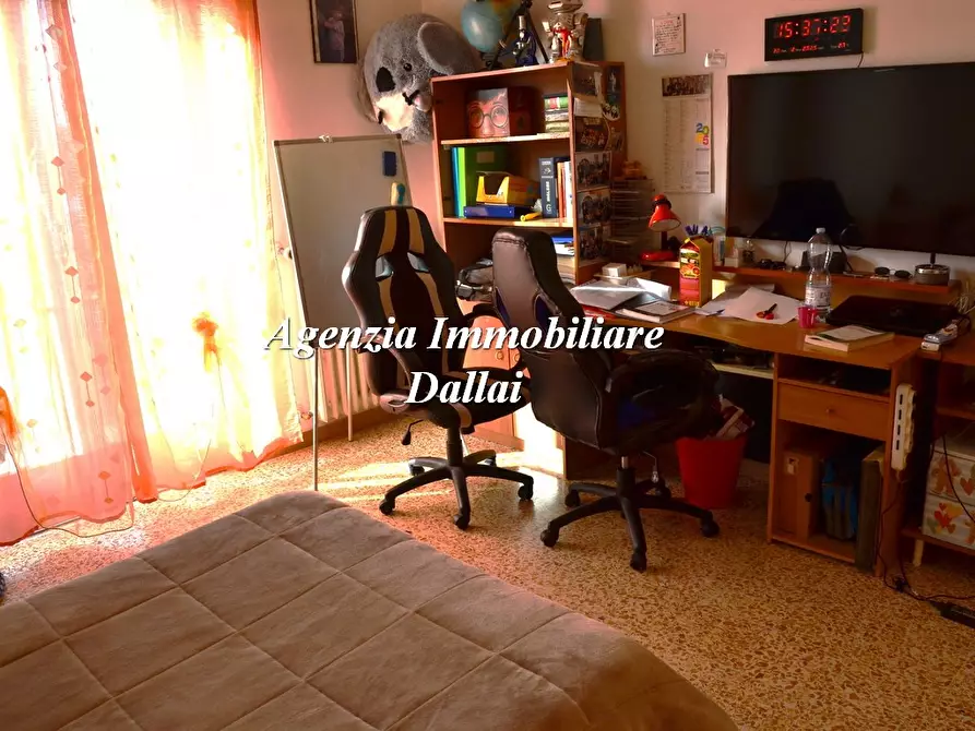 Immagine 8 di Appartamento in vendita  in Via Benedetto Croce a Borgo San Lorenzo