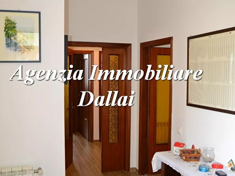 Immagine 1 di Appartamento in vendita  in Via Gramsci a Scarperia E San Piero