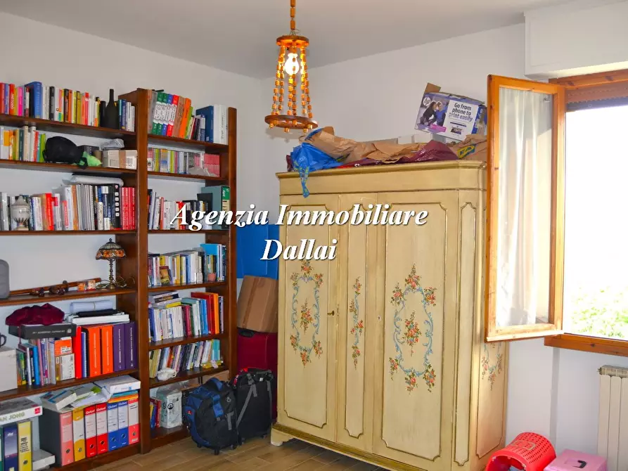Immagine 6 di Appartamento in vendita  in Via Gramsci a Scarperia E San Piero