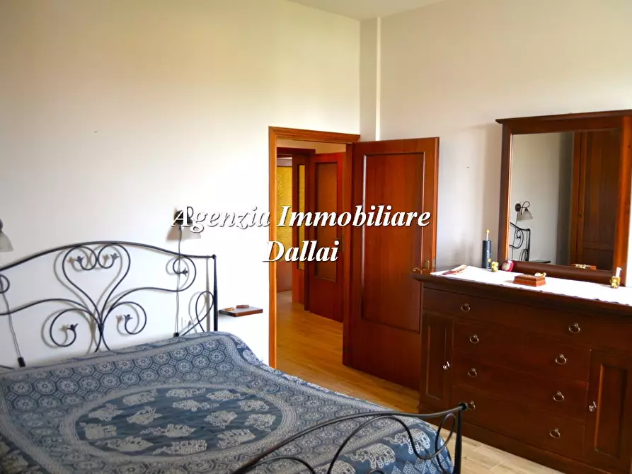 Immagine 4 di Appartamento in vendita  in Via Gramsci a Scarperia E San Piero