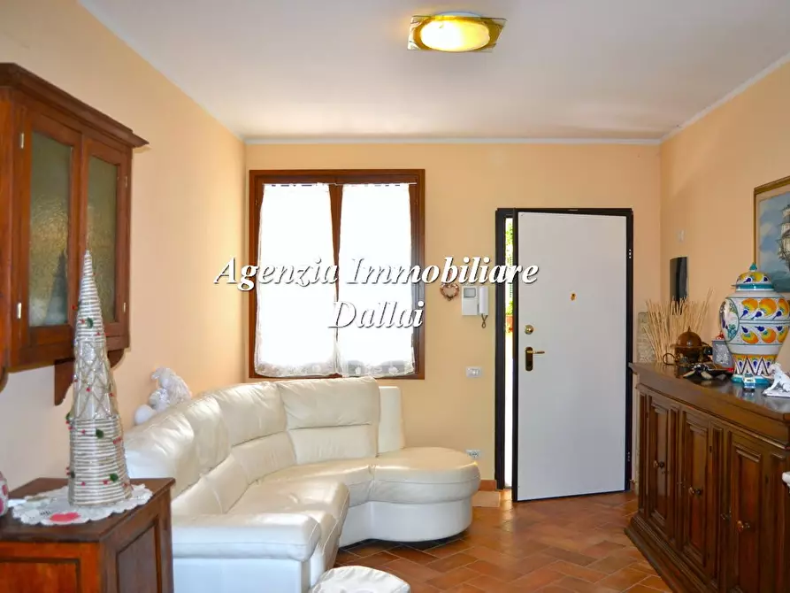 Immagine 5 di Appartamento in vendita  a Scarperia E San Piero