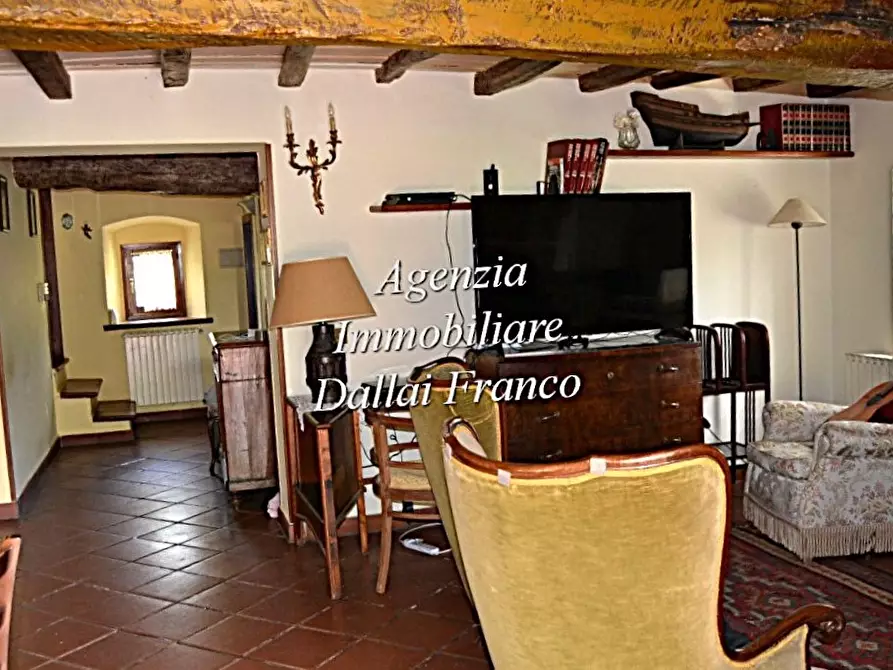 Immagine 6 di Rustico / casale in vendita  in Via della Repubblica a Scarperia E San Piero