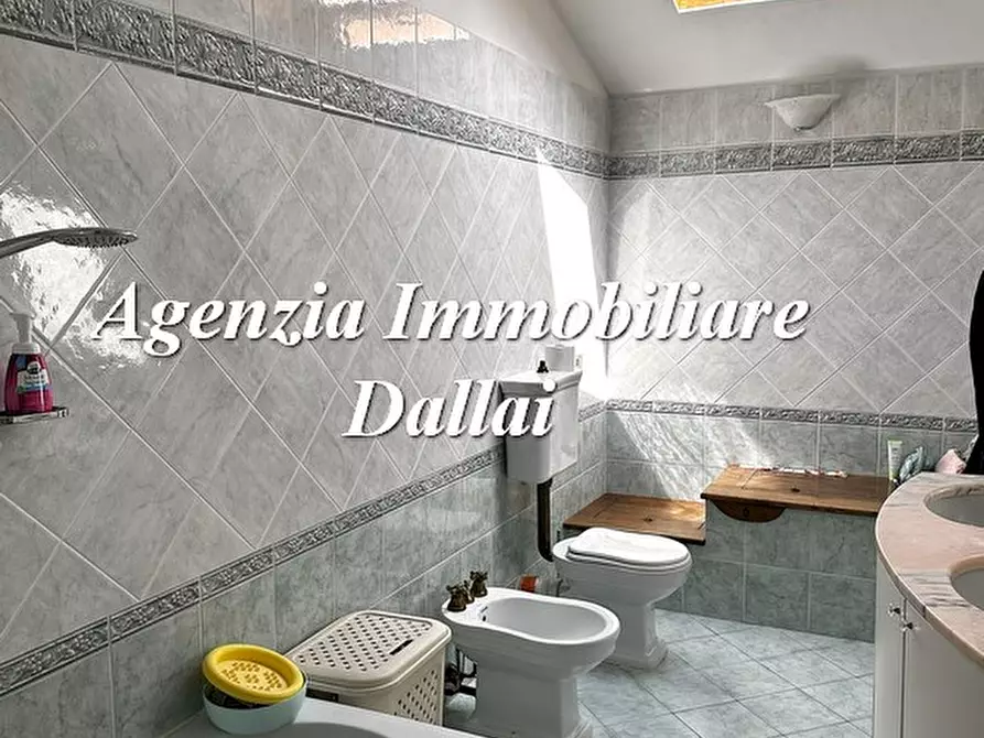 Immagine 6 di Casa semindipendente in vendita  in Loc. La Torre a Borgo San Lorenzo