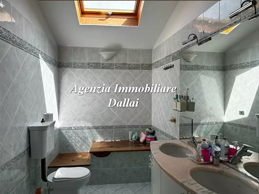 Immagine 3 di Casa semindipendente in vendita  in Loc. La Torre a Borgo San Lorenzo