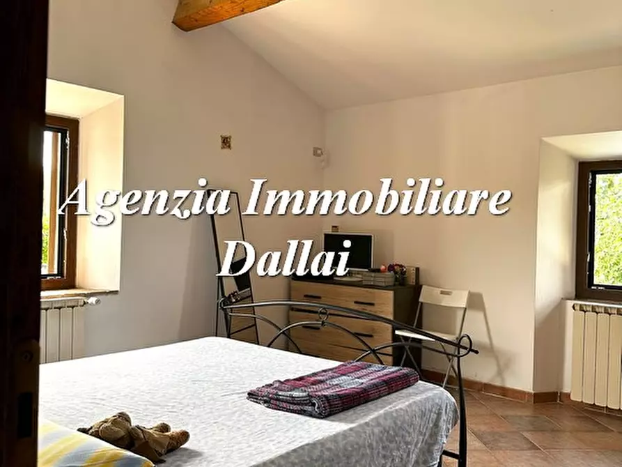 Immagine 9 di Casa semindipendente in vendita  in Loc. La Torre a Borgo San Lorenzo