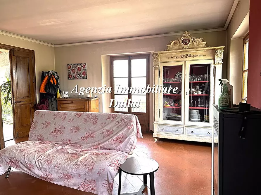 Immagine 2 di Villa in vendita  in Via Sagginalese a Borgo San Lorenzo