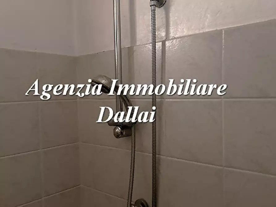 Immagine 7 di Negozio in affitto  in Via Roma 29 a Scarperia E San Piero