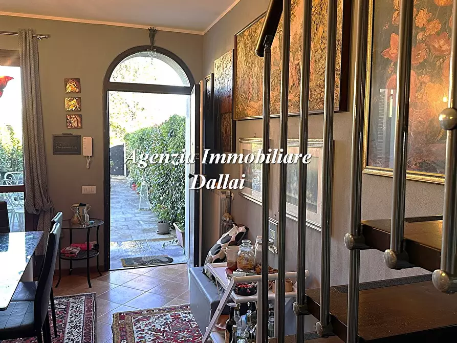 Immagine 3 di Casa indipendente in vendita  a Borgo San Lorenzo