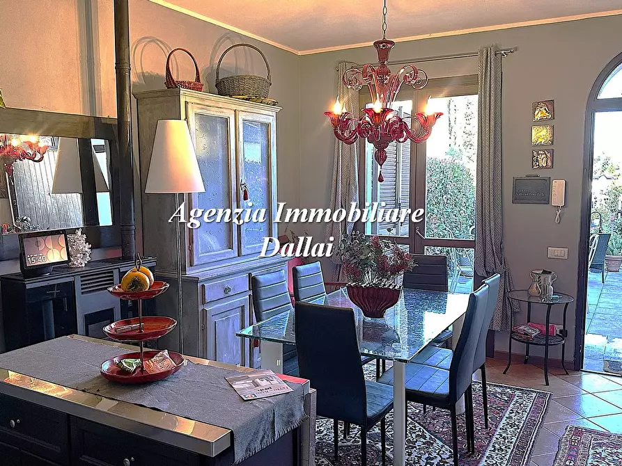 Immagine 4 di Casa indipendente in vendita  a Borgo San Lorenzo