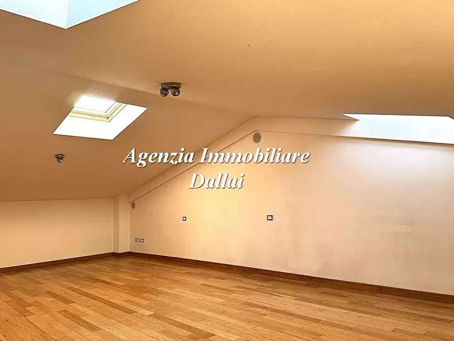 Immagine 7 di Casa quadrifamiliare in vendita  in Via dei Crocioni a Scarperia E San Piero