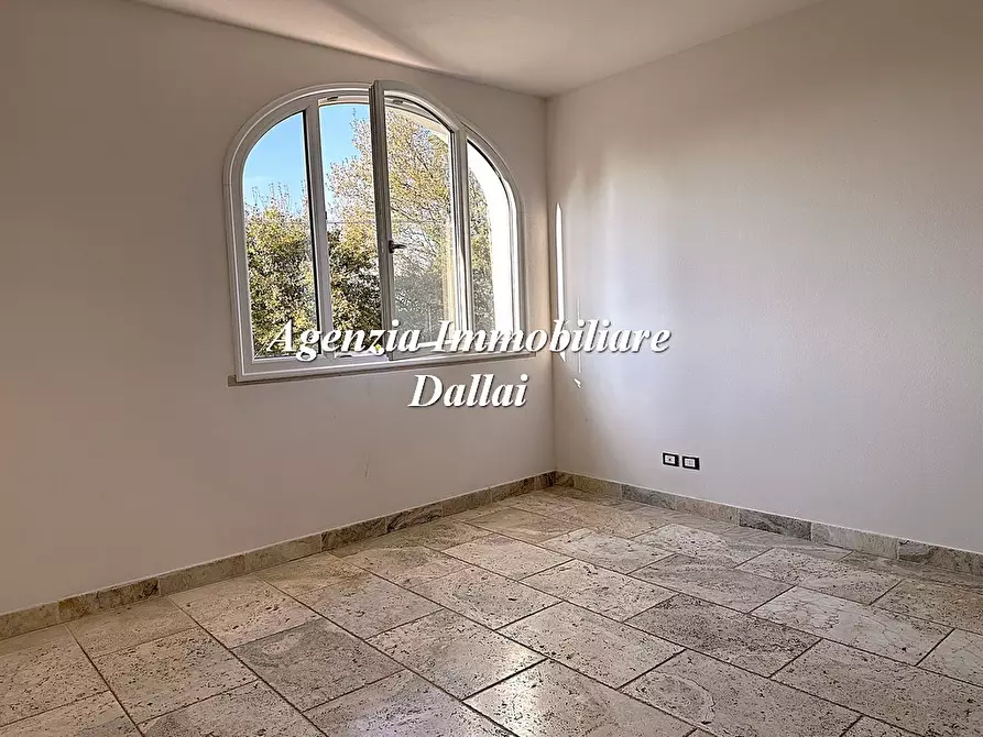 Immagine 2 di Casa quadrifamiliare in vendita  in Via dei Crocioni a Scarperia E San Piero