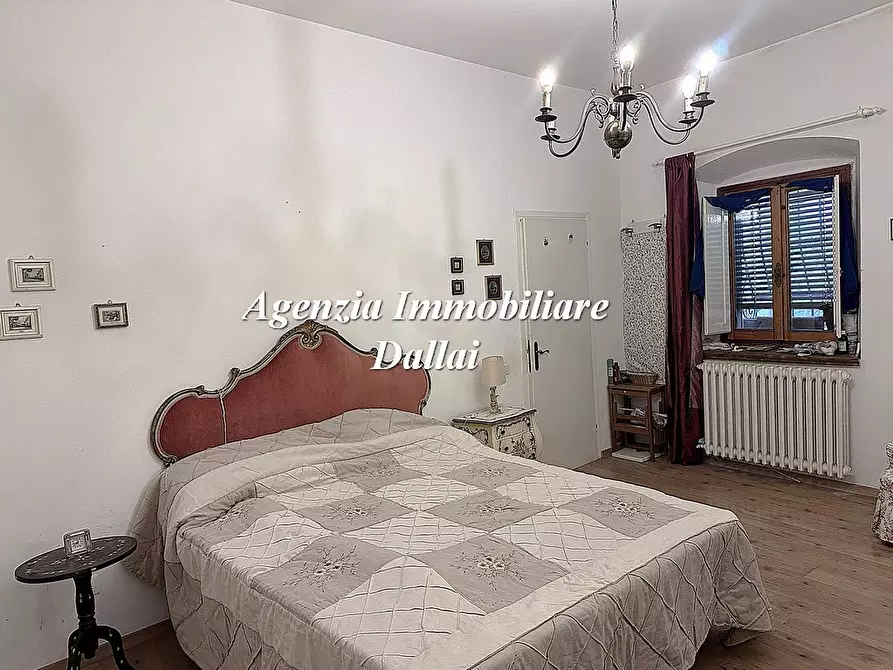 Immagine 8 di Appartamento in vendita  in Via Calimara a Scarperia E San Piero