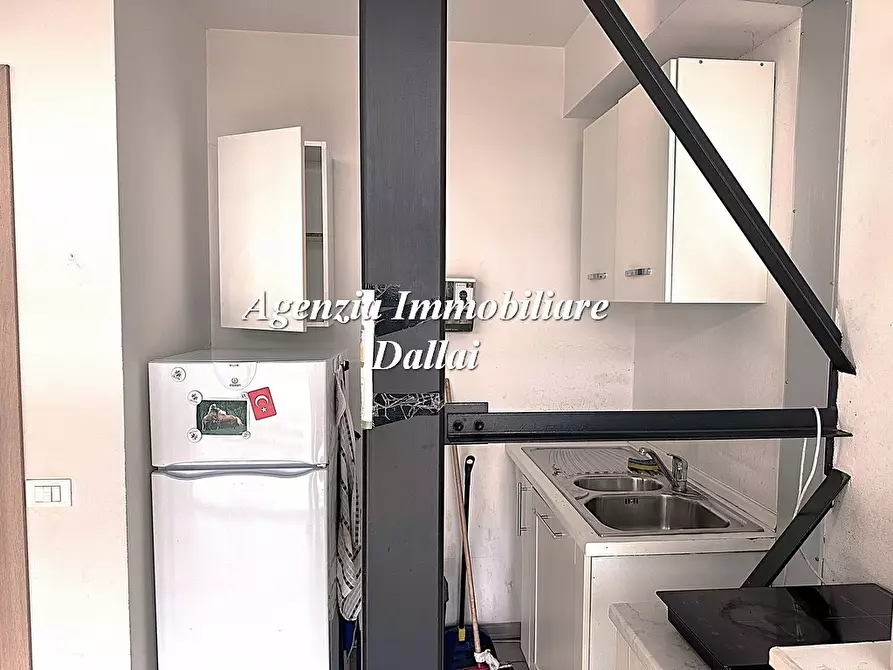 Immagine 2 di Ufficio in affitto  in Via Ilaria Alpi a Scarperia E San Piero