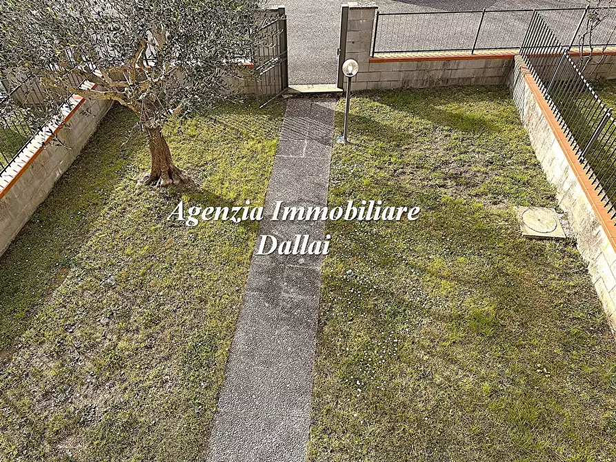 Immagine 7 di Casa indipendente in vendita  in Via Fratelli Cervi a Scarperia E San Piero