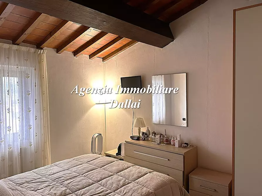 Immagine 3 di Appartamento in vendita  in Via Roma 29 a Scarperia E San Piero