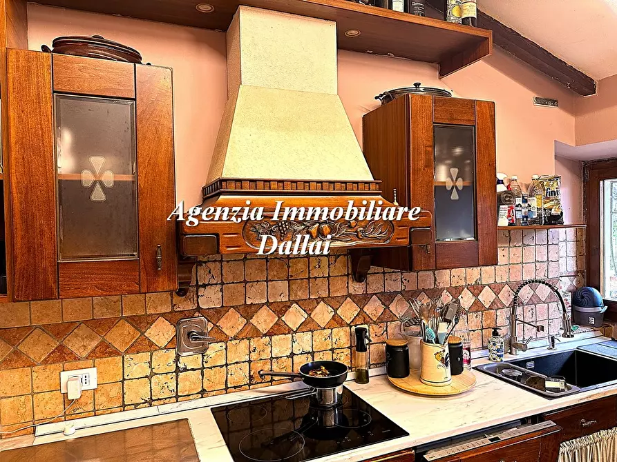 Immagine 2 di Rustico / casale in vendita  in Loc. La Luna Novoli a Scarperia E San Piero