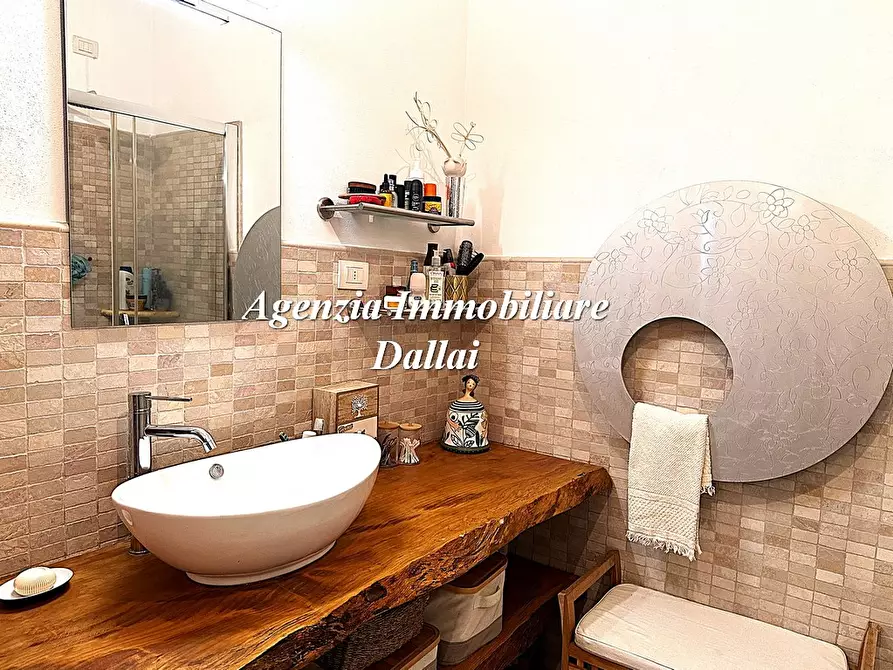 Immagine 5 di Rustico / casale in vendita  in Via del Lago a Barberino Di Mugello