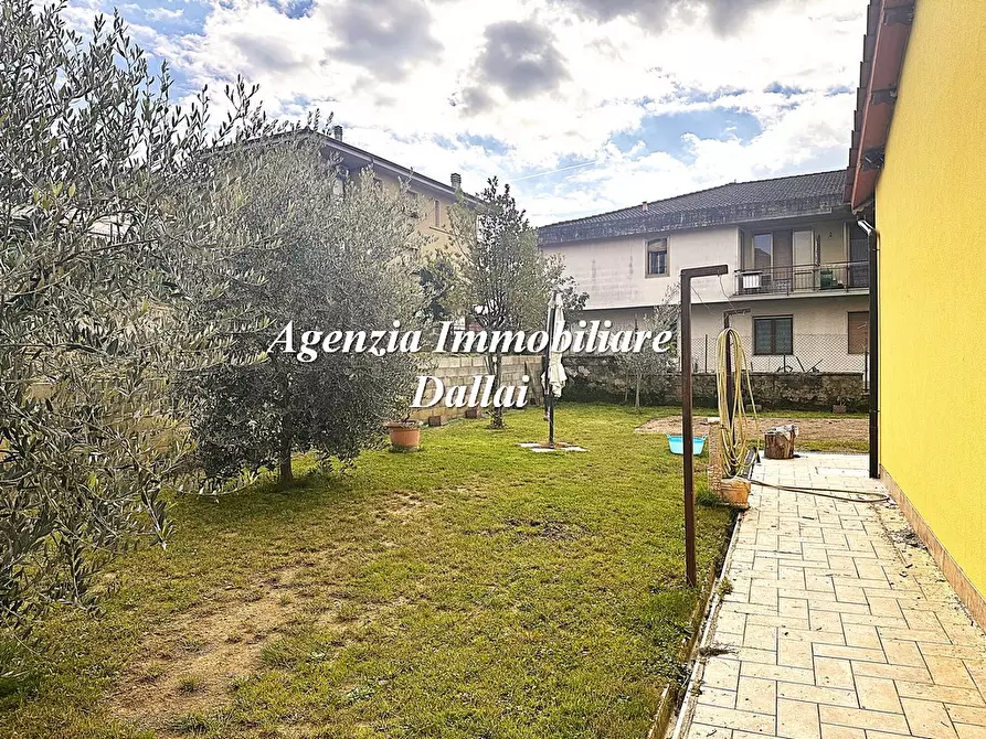 Immagine 3 di Villa in vendita  in Via di Rosine 25 a Scarperia E San Piero