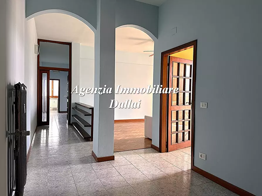 Immagine 1 di Appartamento in vendita  in Via Fratelli Cervi a Scarperia E San Piero